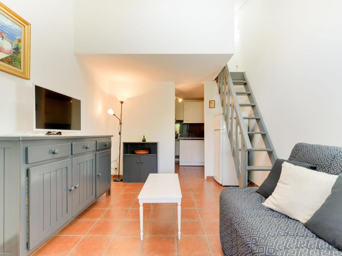 Holiday Home Les Amandines-1 By Interhome Грюїссан Екстер'єр фото